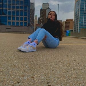 Meet your Posher, Haley